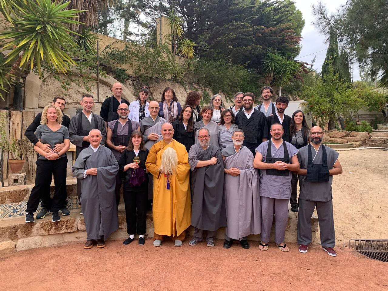 Foto final retiro y ceremonia bodhisattva